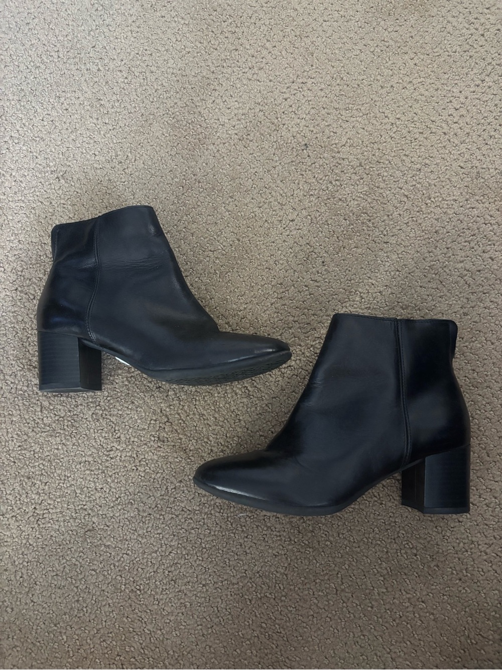 Rizol booties